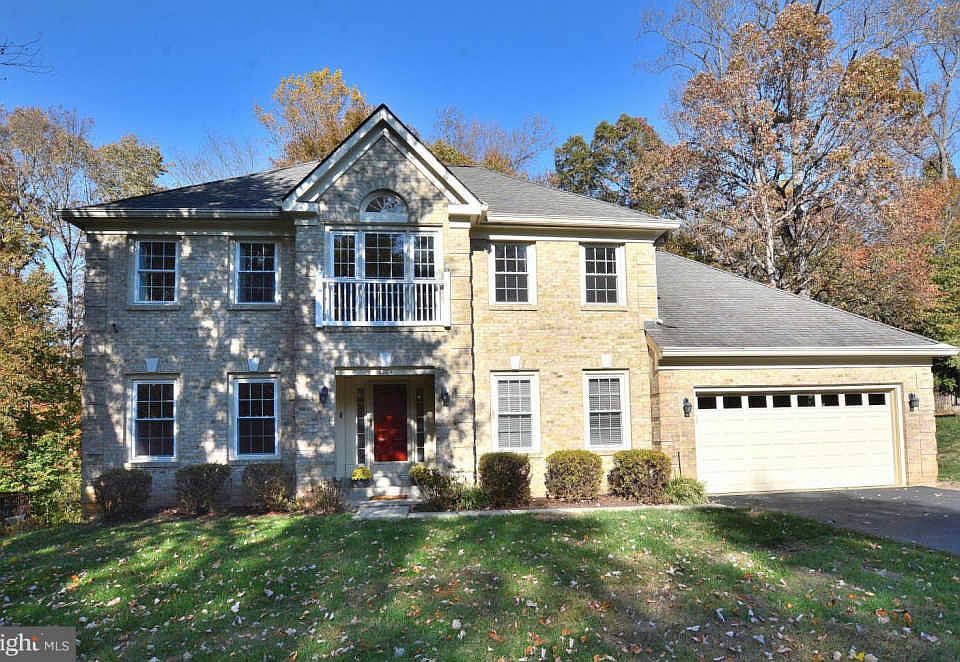 1st image of 6504 Heather Brook Ct