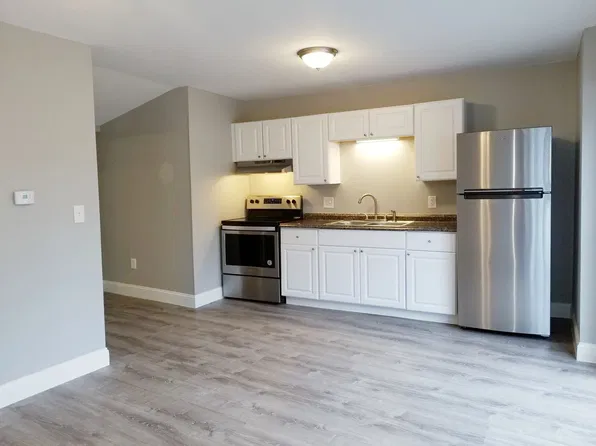64 South St, 64 South St #102, Biddeford, ME 04005