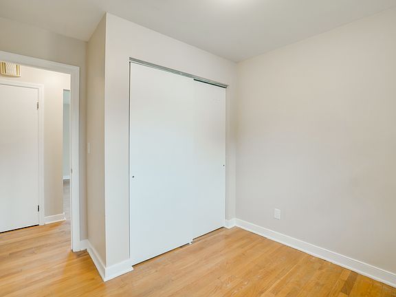 4th image of 1900 Mimosa St #A