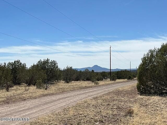 2nd image of 2043 W Cienega Dr