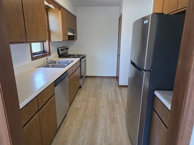 653 Galena Ct — Photo 5