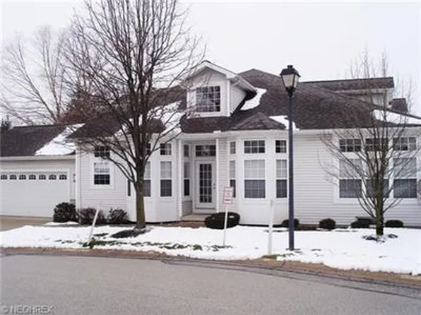 15 Orchard Cir #92, Orange, OH 44022