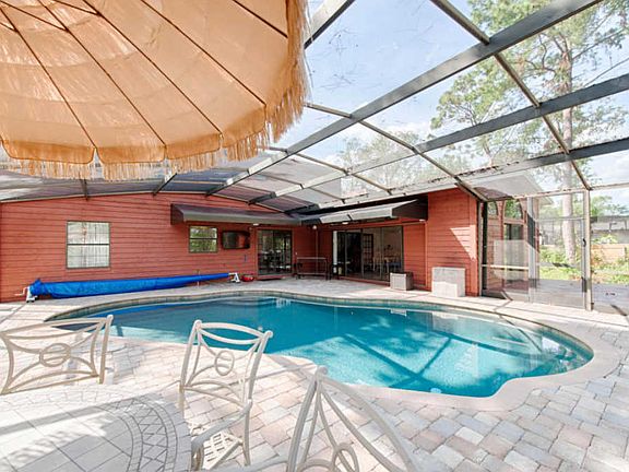 5th image of 405 Cardinal Oaks Ct