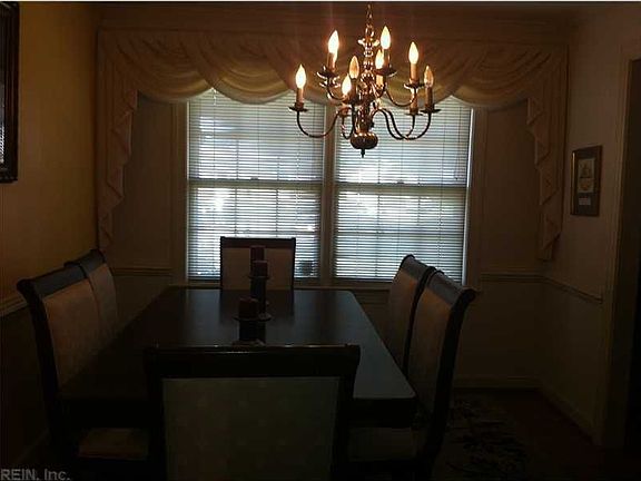 5th image of 363 Brout Dr