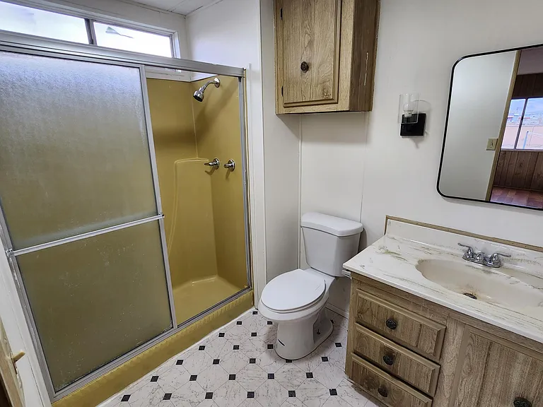 1111 W Hardy Ln #B — Photo 19