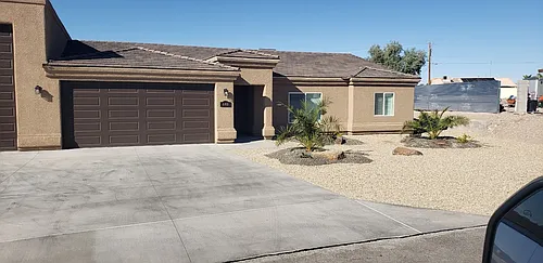 640 Chemehuevi Plz Photo 1