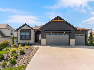 17312 Bradshaw St, Overland Park, KS 66221