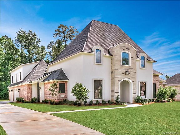 2nd image of 411 Oakwood Trace Ct