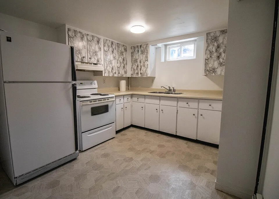121 Mackan St