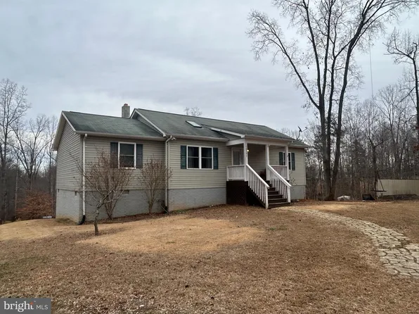 18097 Waterloo Rd, Amissville, VA 20106