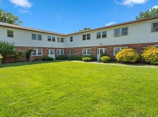 Sherwood Square, Essex Junction, VT 05452