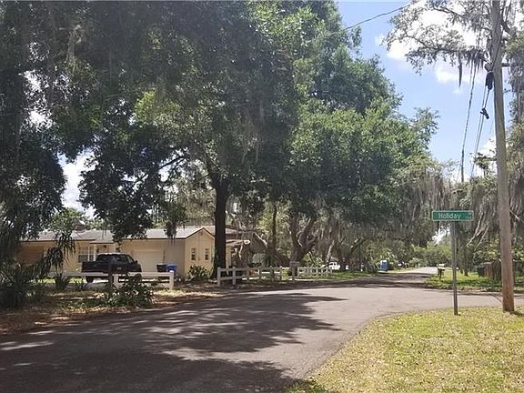 4th image of 406 Amana Ave