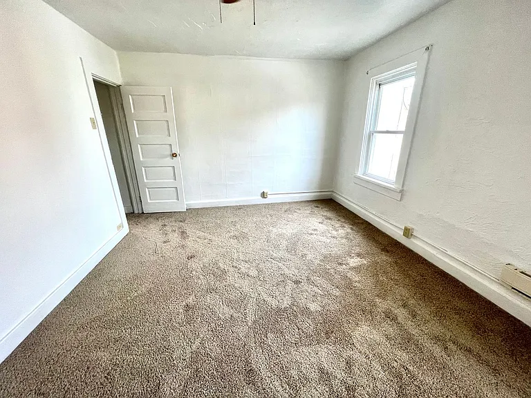 1613 Fourth Avenue (Full Service) — Photo 16