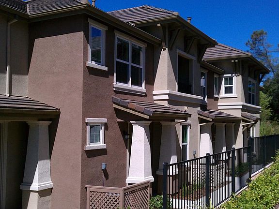 2nd image of 112 Blossom Rock Ln