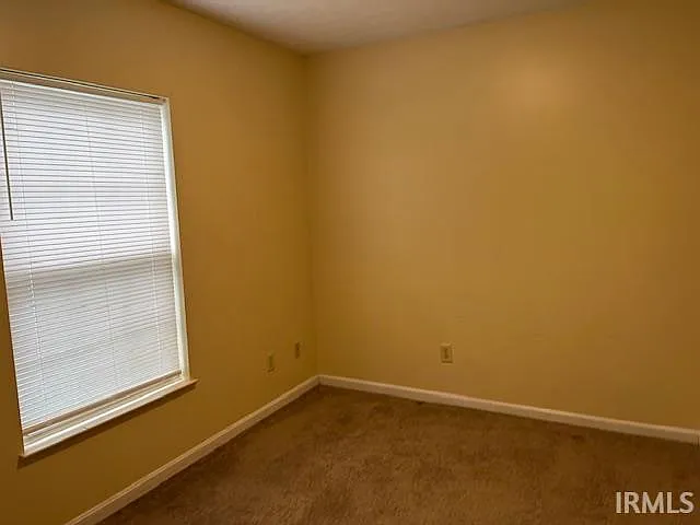 2 bed, 1.0 bath, 608 sqft, $725 — Photo 3