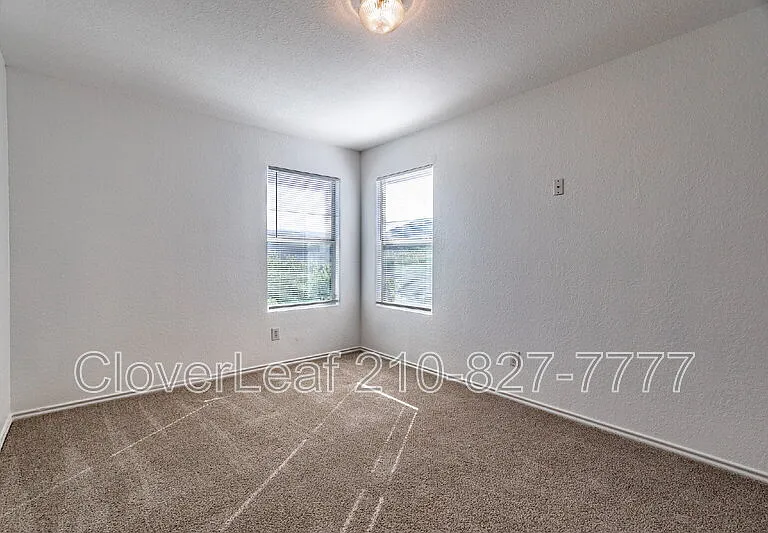 4323 Stetson Park — Photo 24
