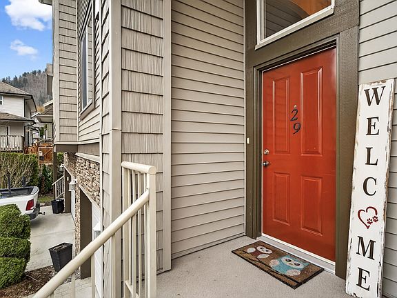 5th image of 46778 Hudson Rd #29