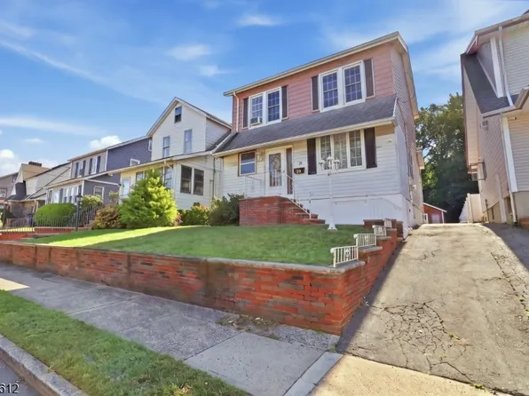 28 Perry St, Belleville Twp., NJ 07109