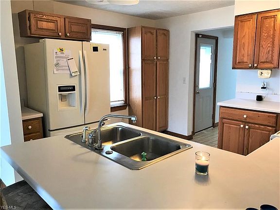 4th image of 5442 Lakeview Dr
