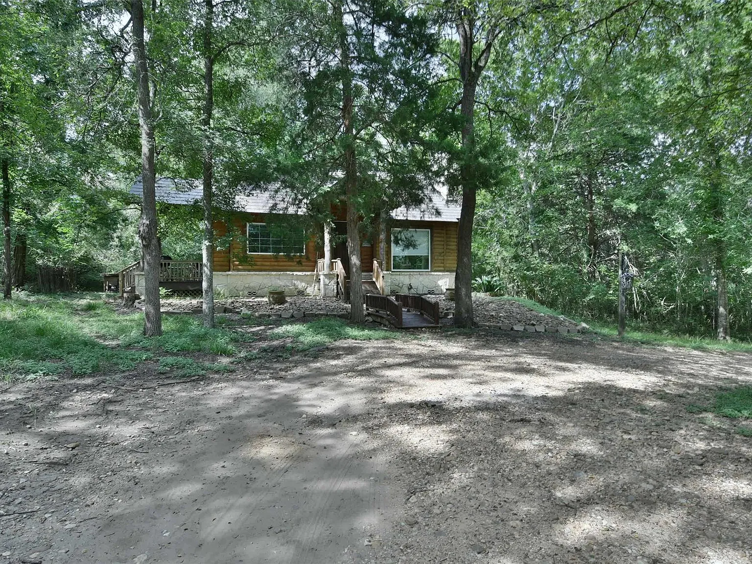2 bed, 1.0 bath, 1000 sqft, $3,000 — Photo 1