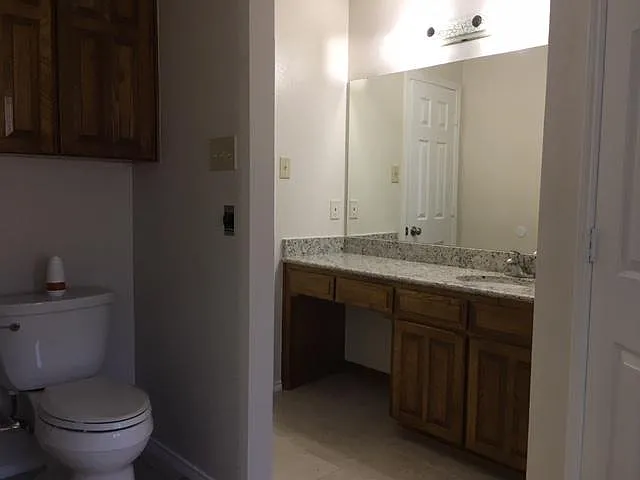 Master Bathroom - 2nd Vanity