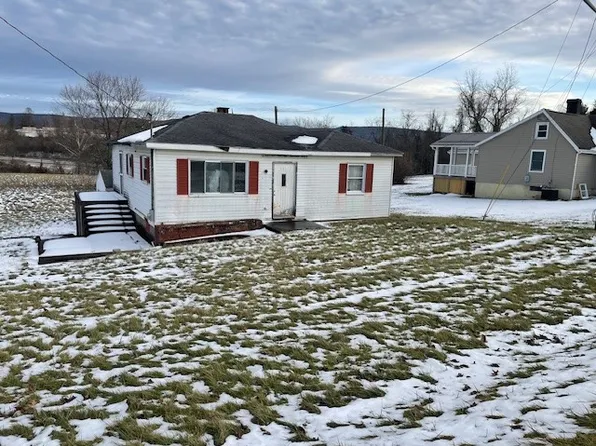 316-318 Bute Rd N, Uniontown, PA 15401