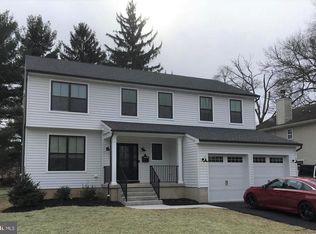 330 Clarendon Ave, Hamilton, NJ 08620