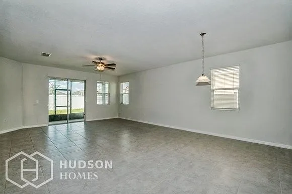 Building Photo - 1560 Scarbrough Abby Pl