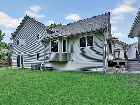 3rd image of 31066 Cedar Ridge Dr