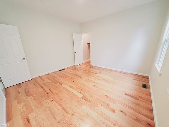 4th image of 6 Osborne Ave #2