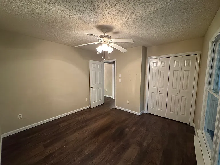 Estates Dr — Photo 15