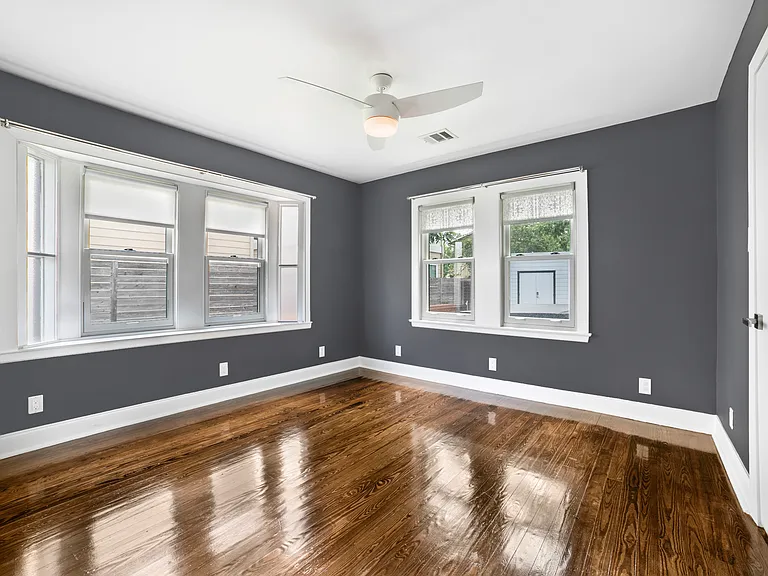 903 W Mary St — Photo 17