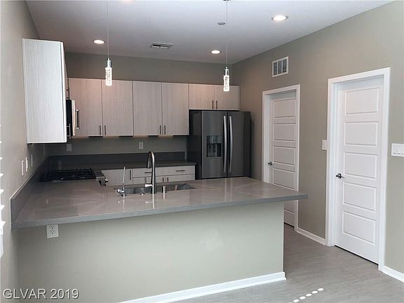 2nd image of 11237 Rainbow Peak Ave Unit 209