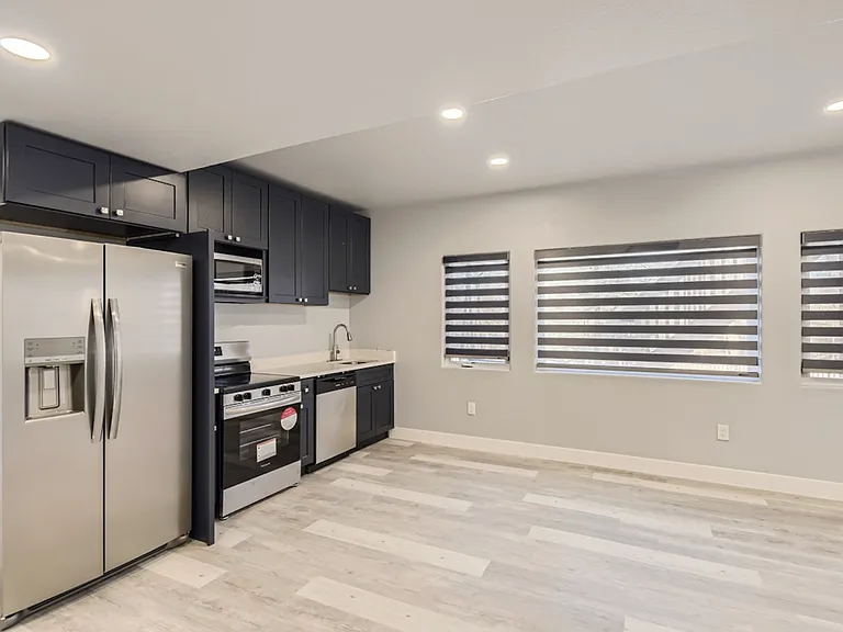 15721 E Lake Cir — Photo 11