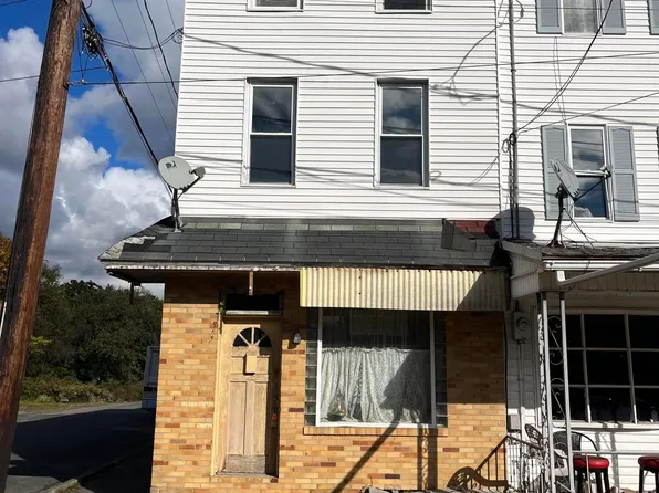 333 N Vine St, Mount Carmel, PA 17851