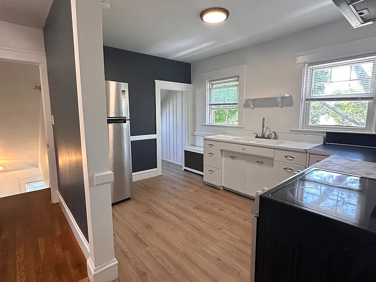 214 Pontiac Ave #2 — Photo 11