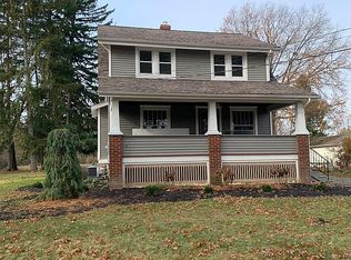 4282 Burgett Ln, Canfield, OH 44406