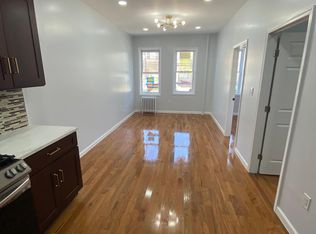 36 E 38th St APT 1F, Bayonne, NJ 07002
