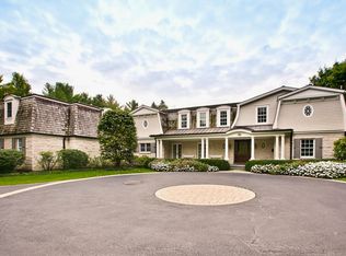 875 E Ringwood Rd S, Lake Forest, IL 60045