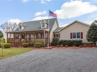 1251 Grapevine Rd, Sandston, VA 23150