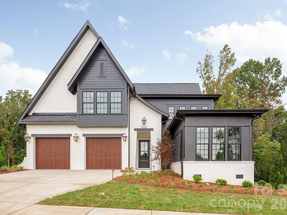 1st image of 5549 Fairview Rd