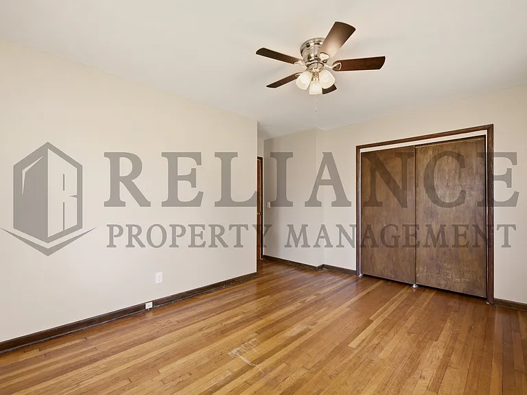 4853 S Madison Ave — Photo 28