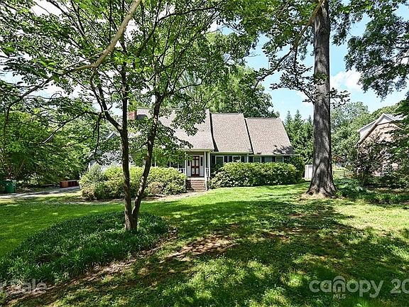 4th image of 1501 Burtonwood Cir