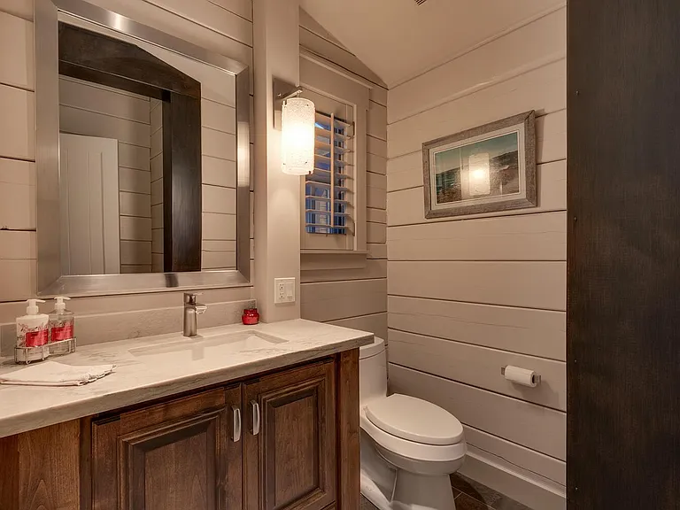 7675 Lahontan Dr — Photo 34