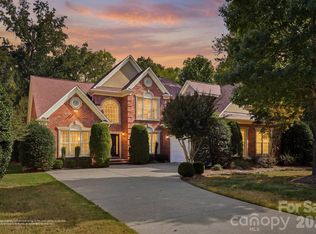 11649 James Richard Dr, Charlotte, NC 28277