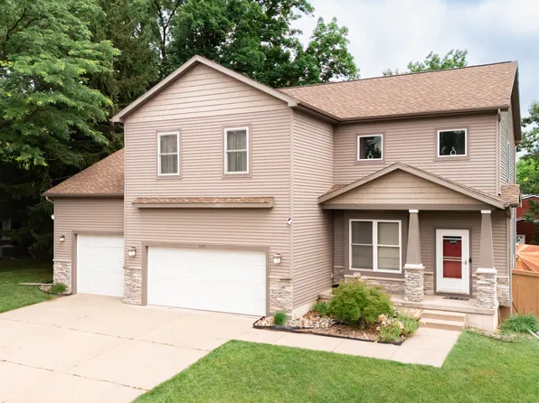 935 Whittier Dr, East Lansing, MI 48823
