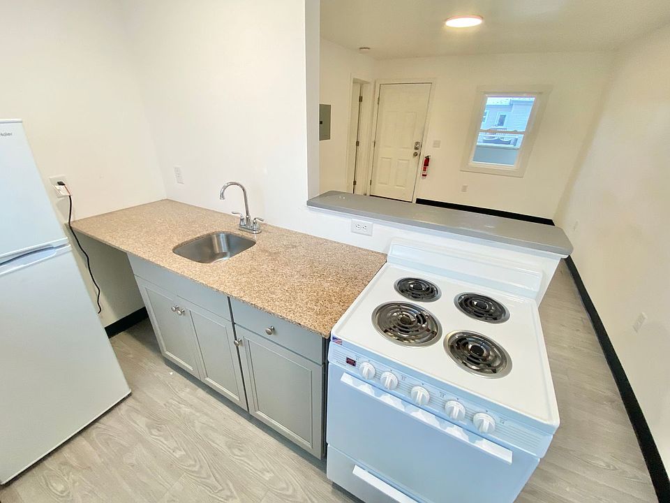 907 Shelburne Road 907 Shelburne Rd South Burlington VT Zillow