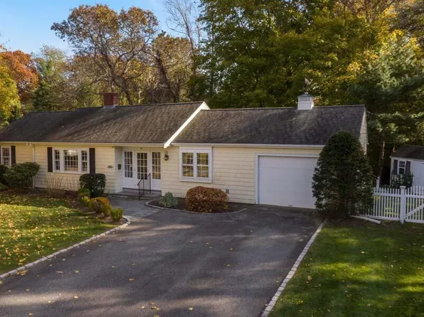 48 Pine Lane, Osterville, MA 02655