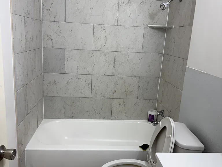 1105 W Wenco Dr #1107 — Photo 2