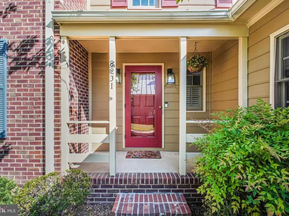 823 College Ave APT I, Fredericksburg, VA 22401